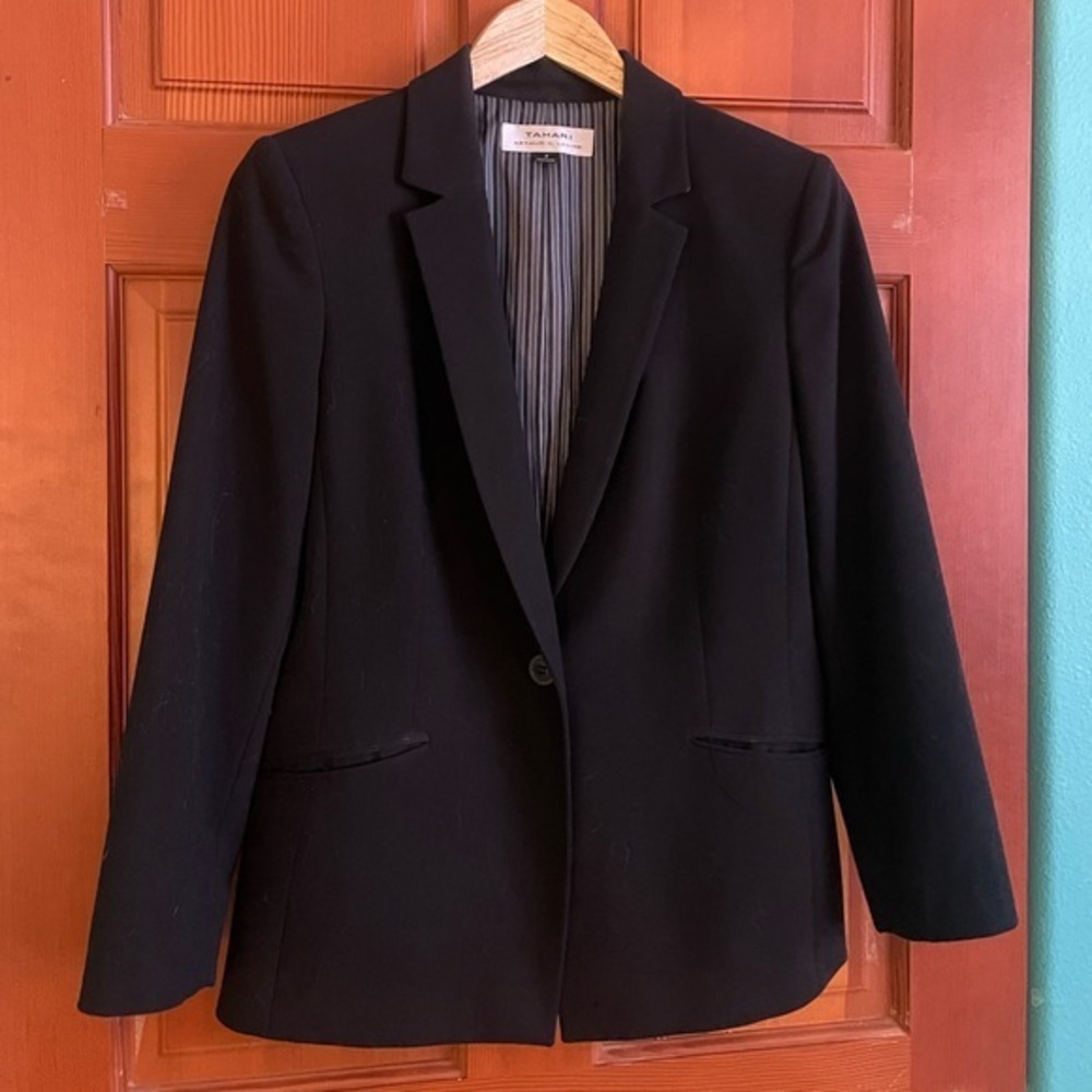Tahari Black blazer